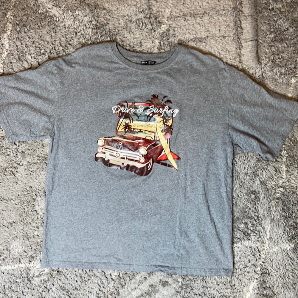 SHEIN Drive & Surfing Theme Oversized T-Shirt. Sz. Med.